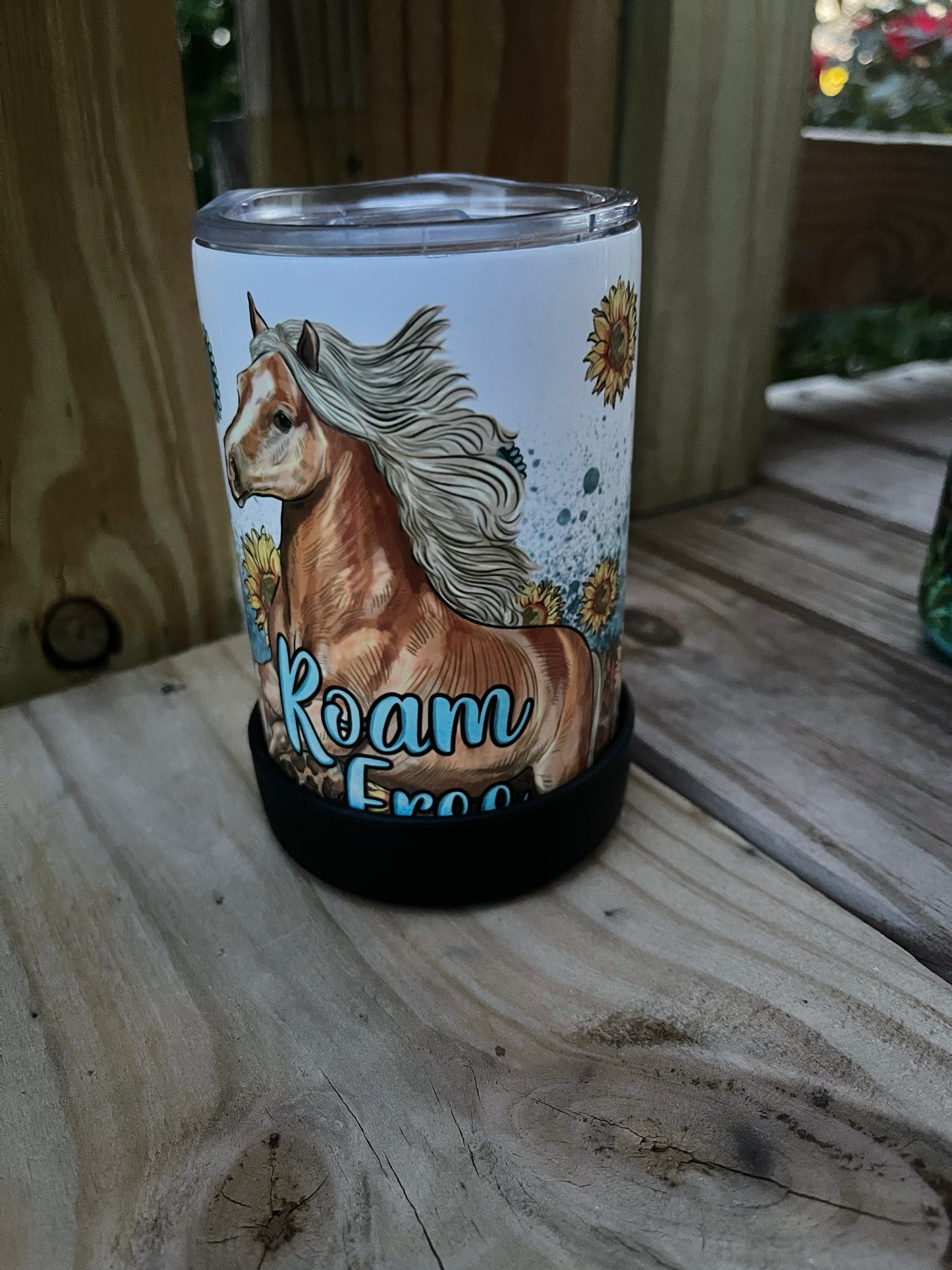 3 in 1 Can Cooler with roam free horse